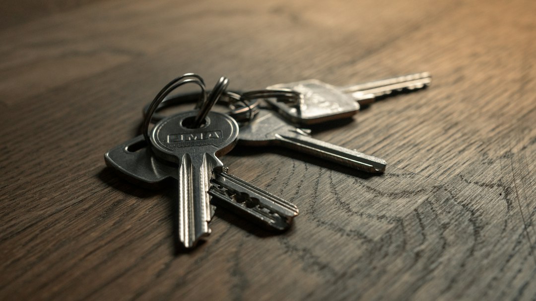 House keys representing mortgage default insurance for Canadian buyers